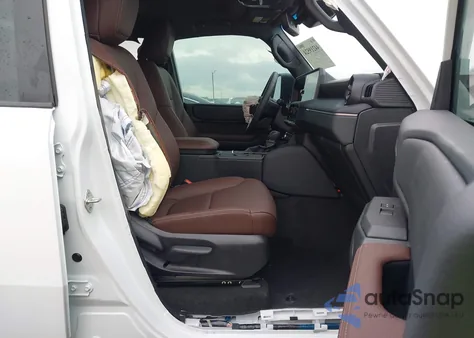 2025 Toyota Land Cruiser из США, поврежденный, VIN JTEABFAJ5S5009416